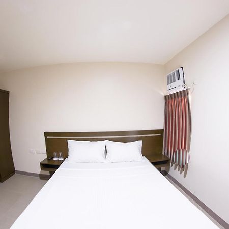 Emerald Suites Cdo Cagayan de Oro Phòng bức ảnh