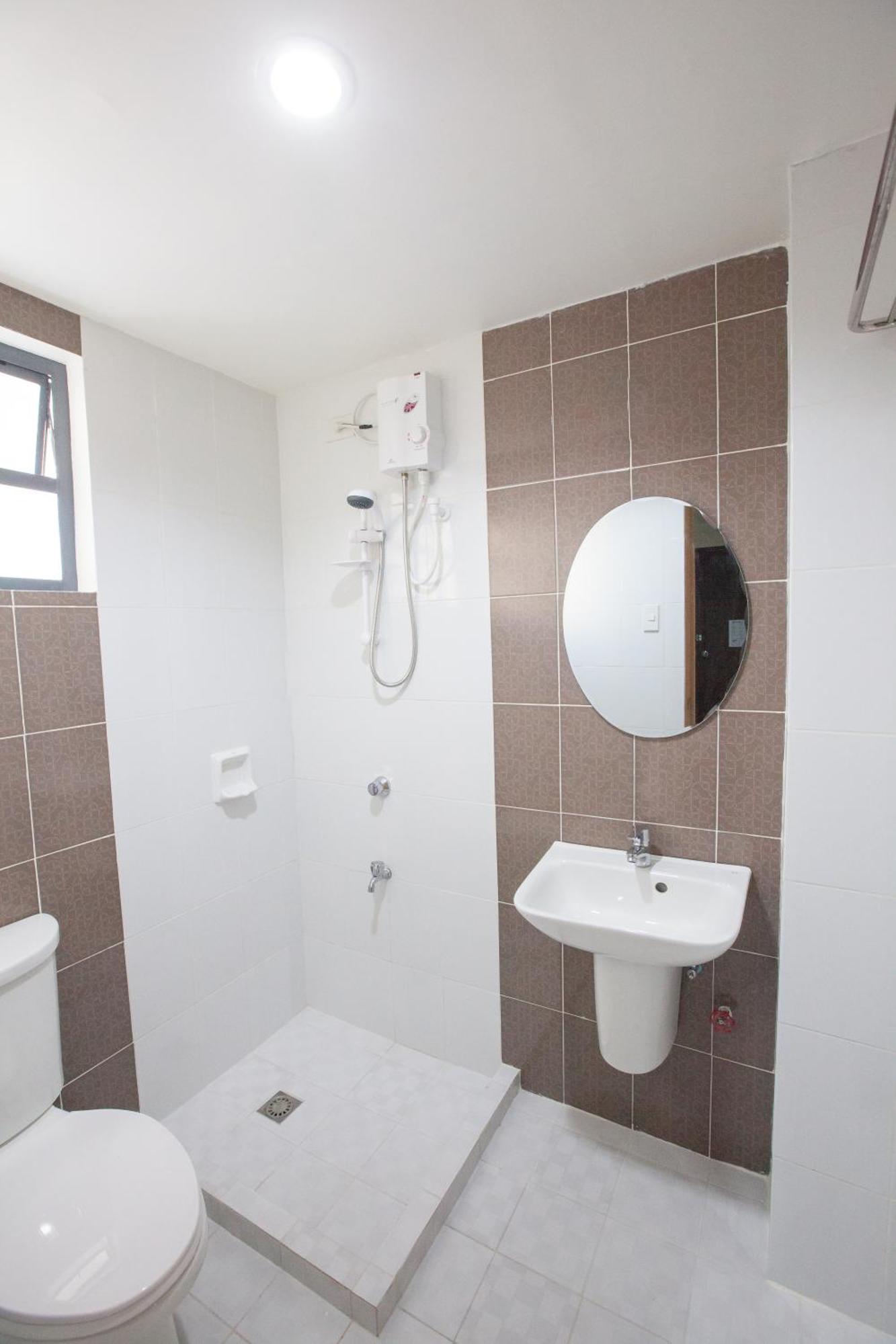 Emerald Suites Cdo Cagayan de Oro Phòng bức ảnh
