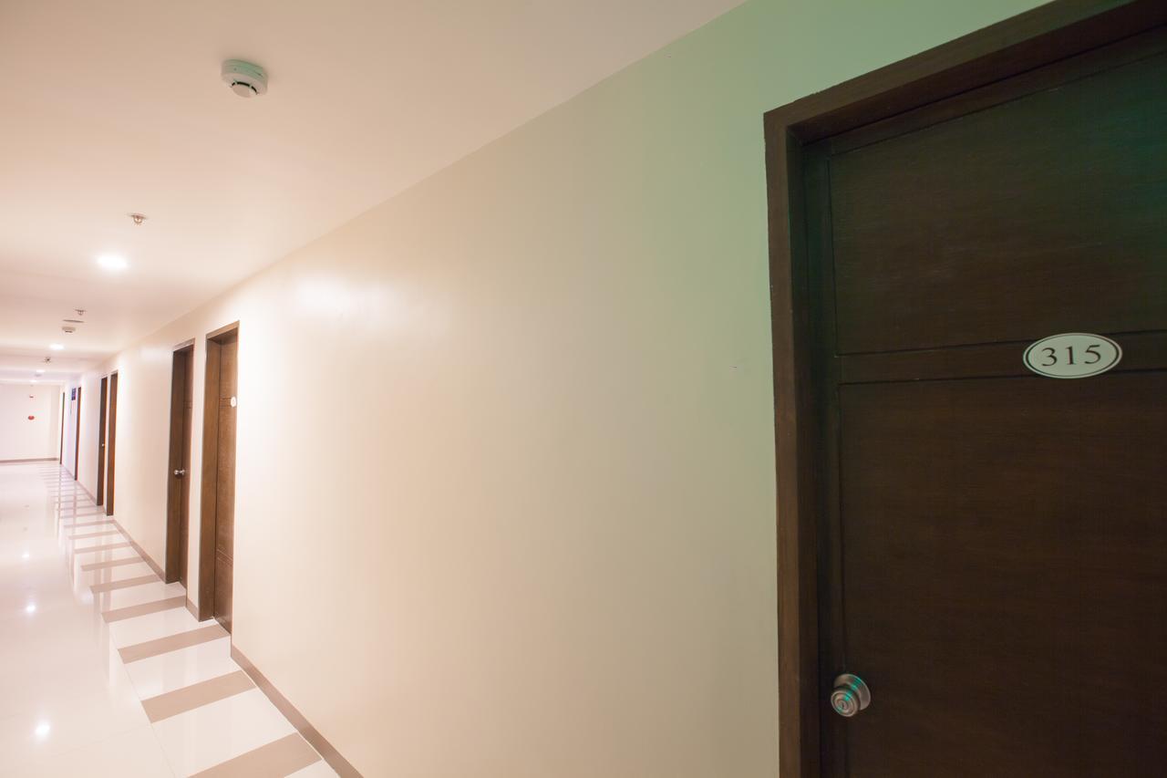Emerald Suites Cdo Cagayan de Oro Ngoại thất bức ảnh