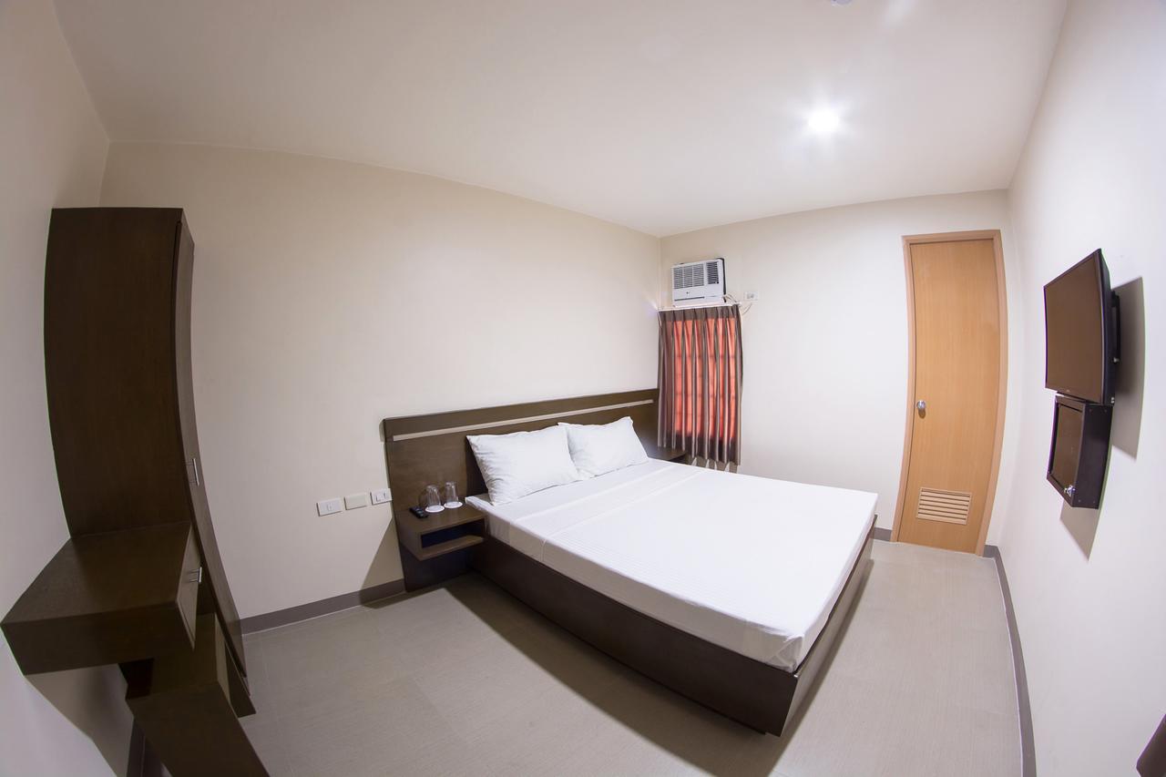 Emerald Suites Cdo Cagayan de Oro Phòng bức ảnh